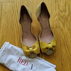 Valentino RED Yellow Bow Heels, Size 36